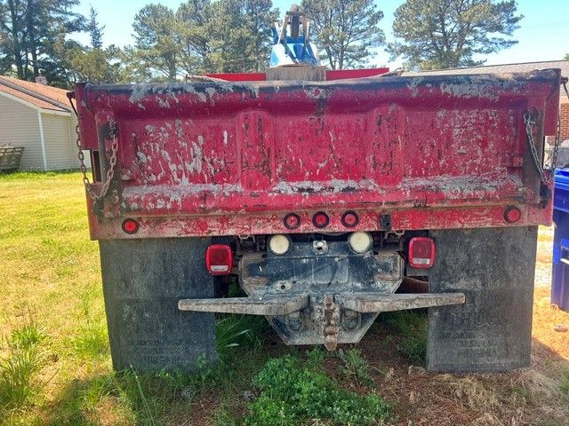 Used 2003 Ford F450 2WD Regular Cab Super Duty image 17
