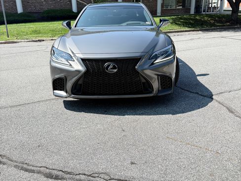 Used 2020 Lexus LS 500 F Sport AWD/4WD image 2