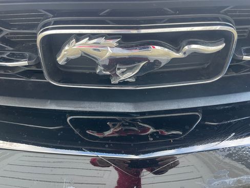 Used 2012 Ford Mustang Premium image 12