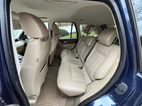 Used 2011 Land Rover Range Rover Sport HSE LUX image 7