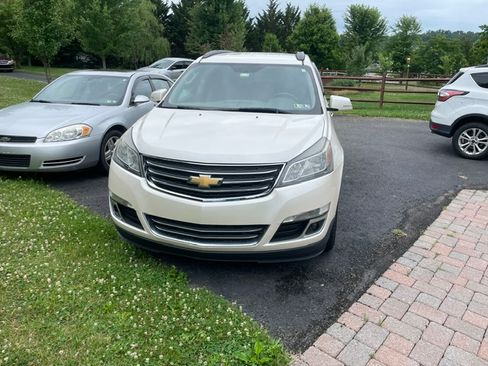 Used 2014 Chevrolet Traverse LT AWD/4WD image 6
