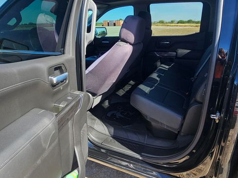 Used 2020 Chevrolet Silverado 1500 LTZ w/ LTZ Plus Package image 17