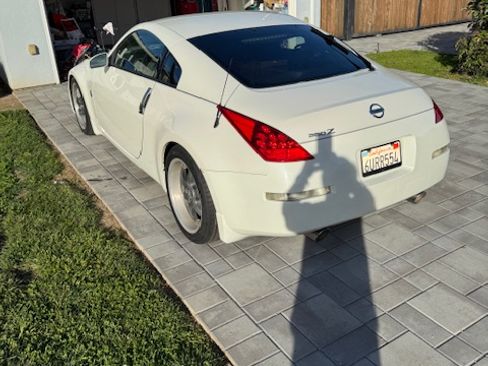 Used 2008 Nissan 350Z Coupe w/ Cargo Convenience Pkg image 10