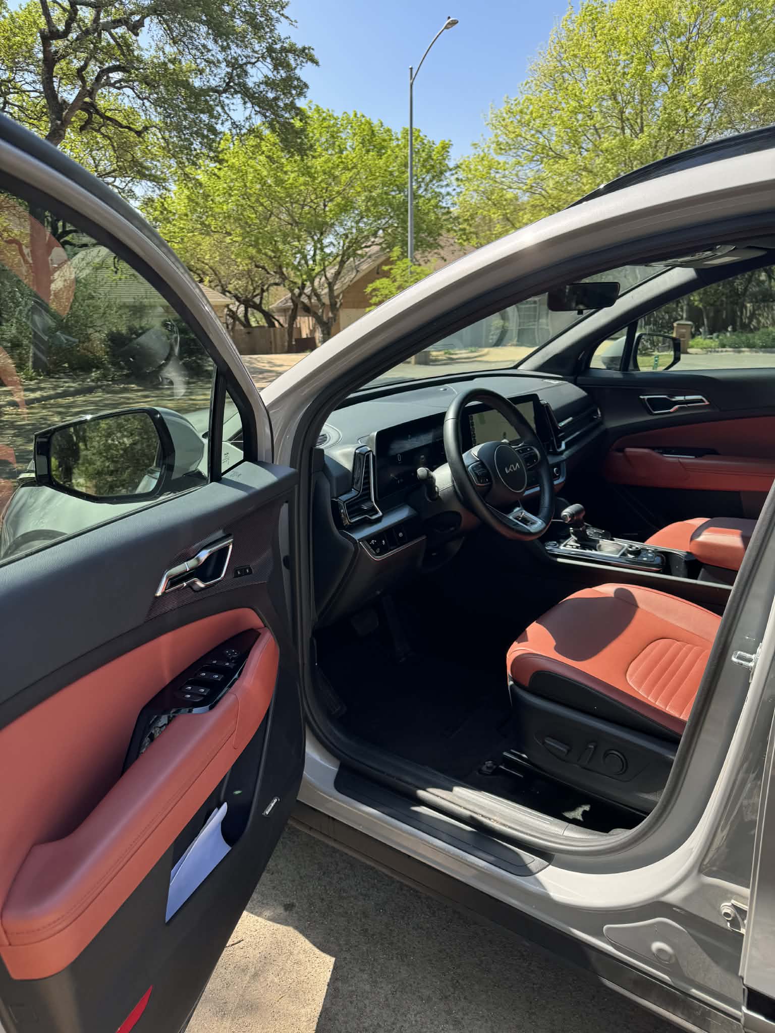 Used 2024 Kia Sportage SX FWD image 5