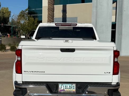 Used 2019 Chevrolet Silverado 1500 LTZ w/ LTZ Plus Package image 6