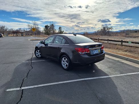 Used 2015 Chevrolet Cruze LT image 10