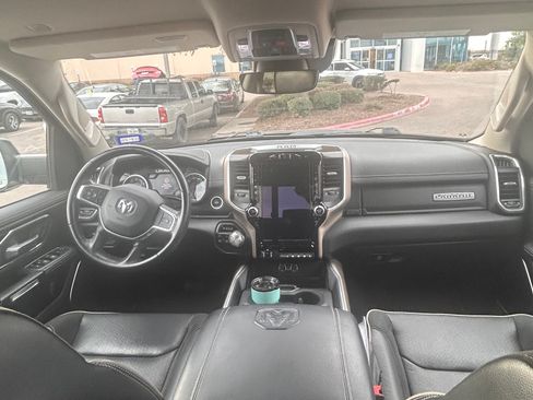 Used 2022 RAM 1500 Laramie image 12