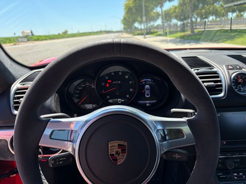Used 2016 Porsche Cayman GTS RWD image 4