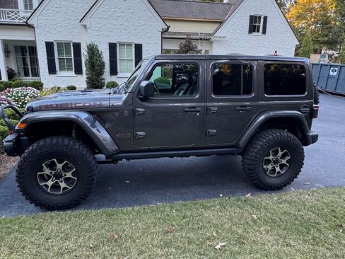 Used 2021 Jeep Wrangler Unlimited Rubicon AWD/4WD image 4
