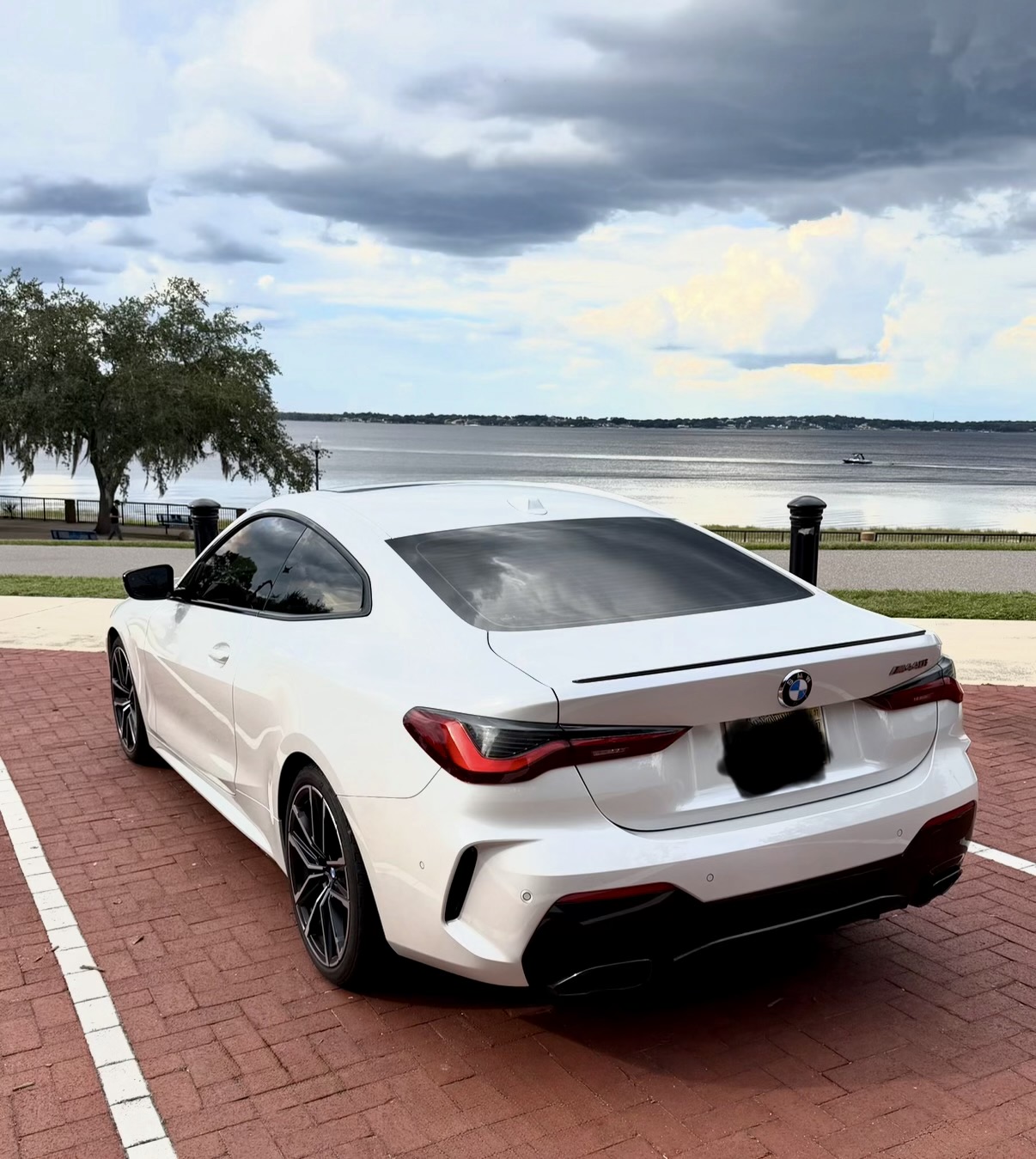 Used 2024 BMW M440i Coupe RWD image 8