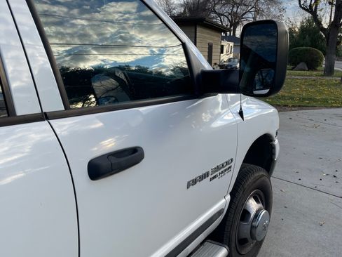 Used 2005 Dodge Ram 3500 Truck SLT w/ Quad Cab Big Horn Value Group image 9