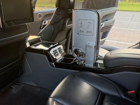 Used 2015 Land Rover Range Rover Long Wheelbase Autobiography AWD/4WD image 20