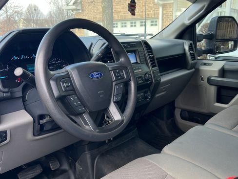 Used 2022 Ford F350 XL w/ Power Equipment Group image 14