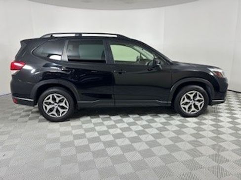 Used 2021 Subaru Forester Premium w/ Popular Package #1 image 31