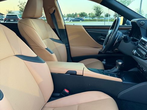 Used 2022 Lexus ES 350 w/ Premium Package FWD image 19