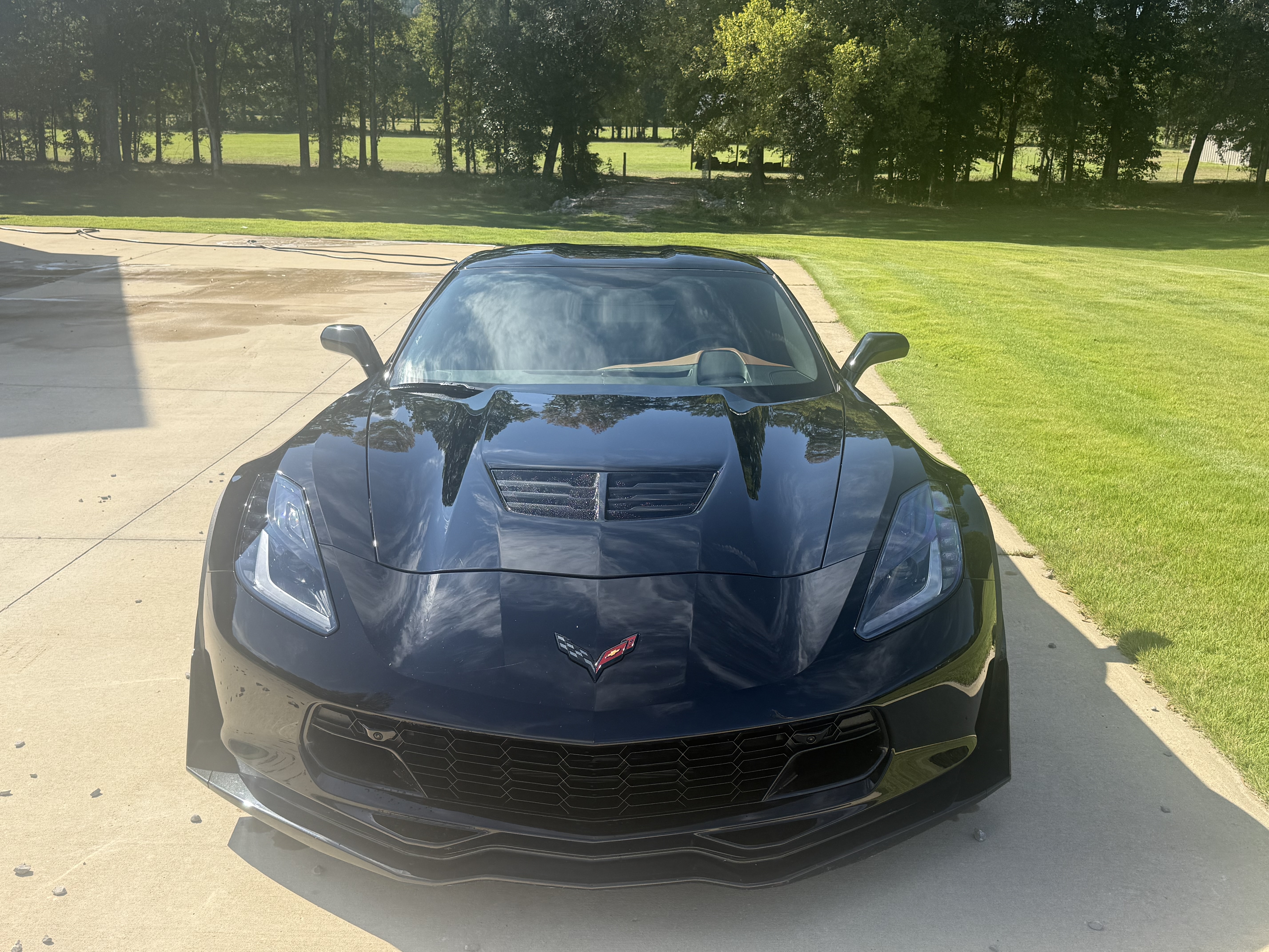 Used 2017 Chevrolet Corvette Z06 w/ Z07 Performance Package RWD image 4
