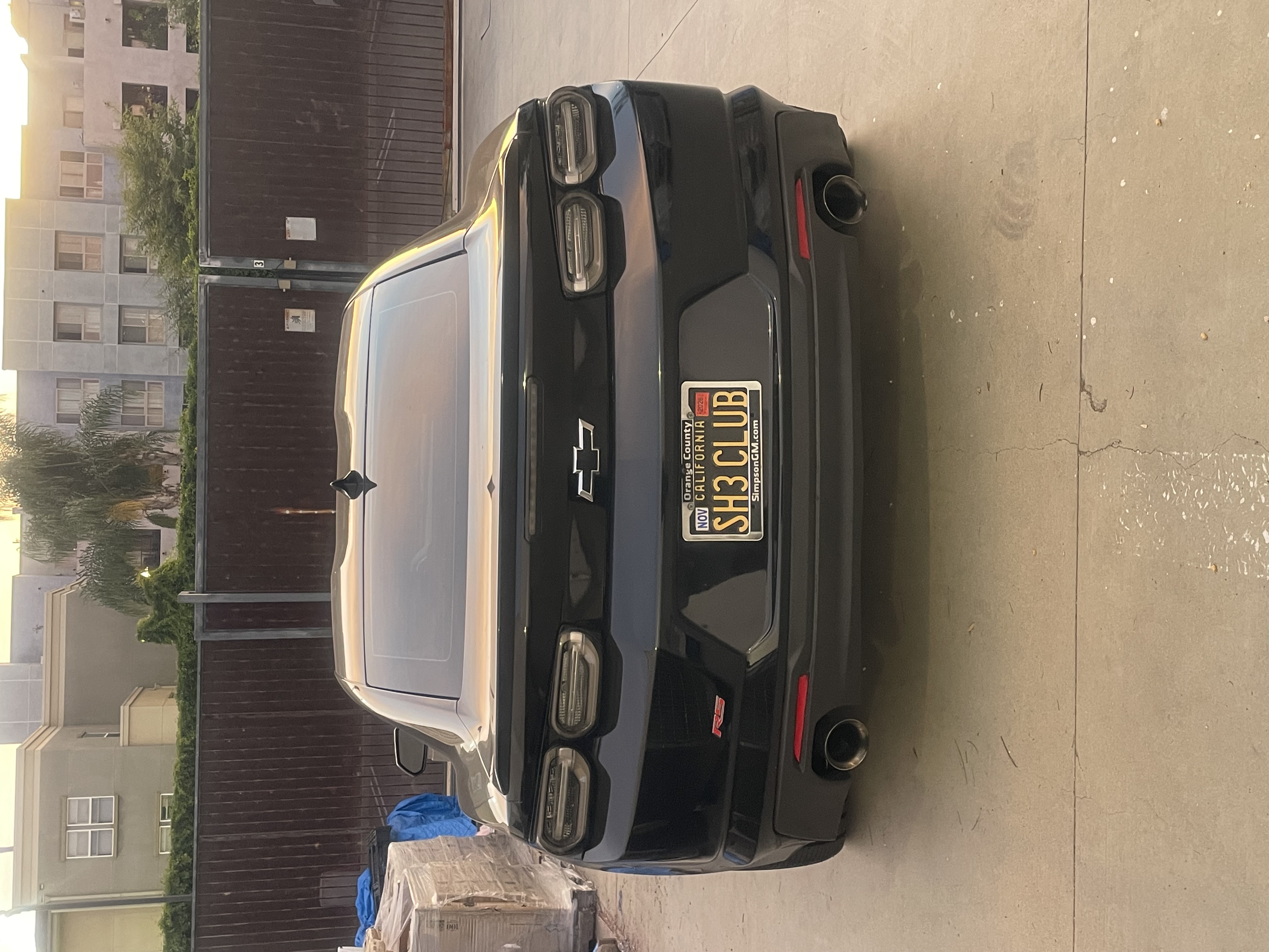 Used 2021 Chevrolet Camaro LT w/ RS Package RWD image 4