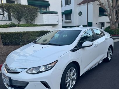 Used 2018 Chevrolet Volt Premier w/ Driver Confidence Package