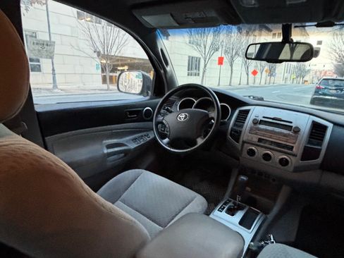 Used 2009 Toyota Tacoma 4x4 Double Cab image 5