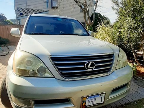 Used 2004 Lexus GX 470 image 1