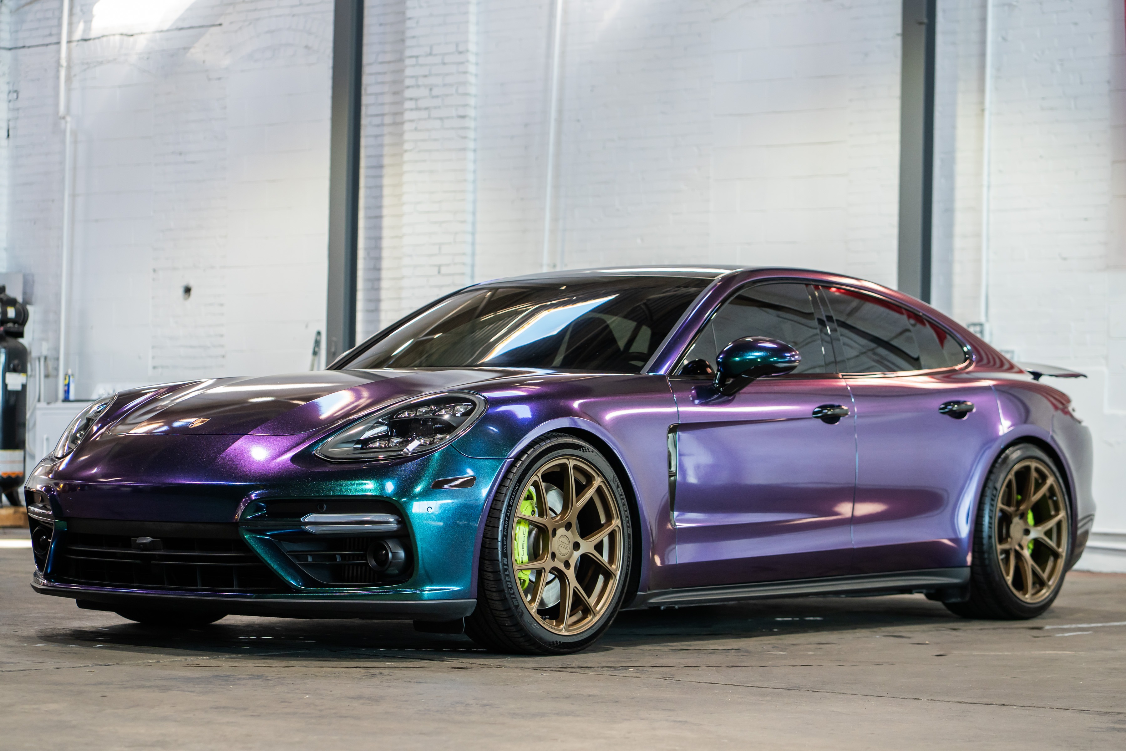 Used 2018 Porsche Panamera Turbo AWD/4WD image 5