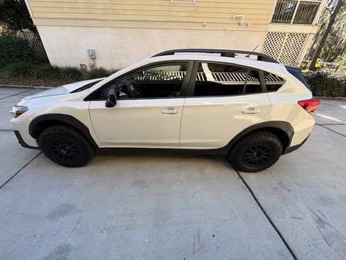 Used 2018 Subaru Crosstrek 2.0i image 8