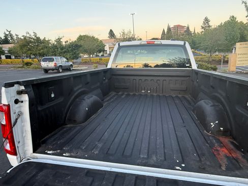 Used 2021 Ford F150 XL w/ Equipment Group 101A High RWD image 6
