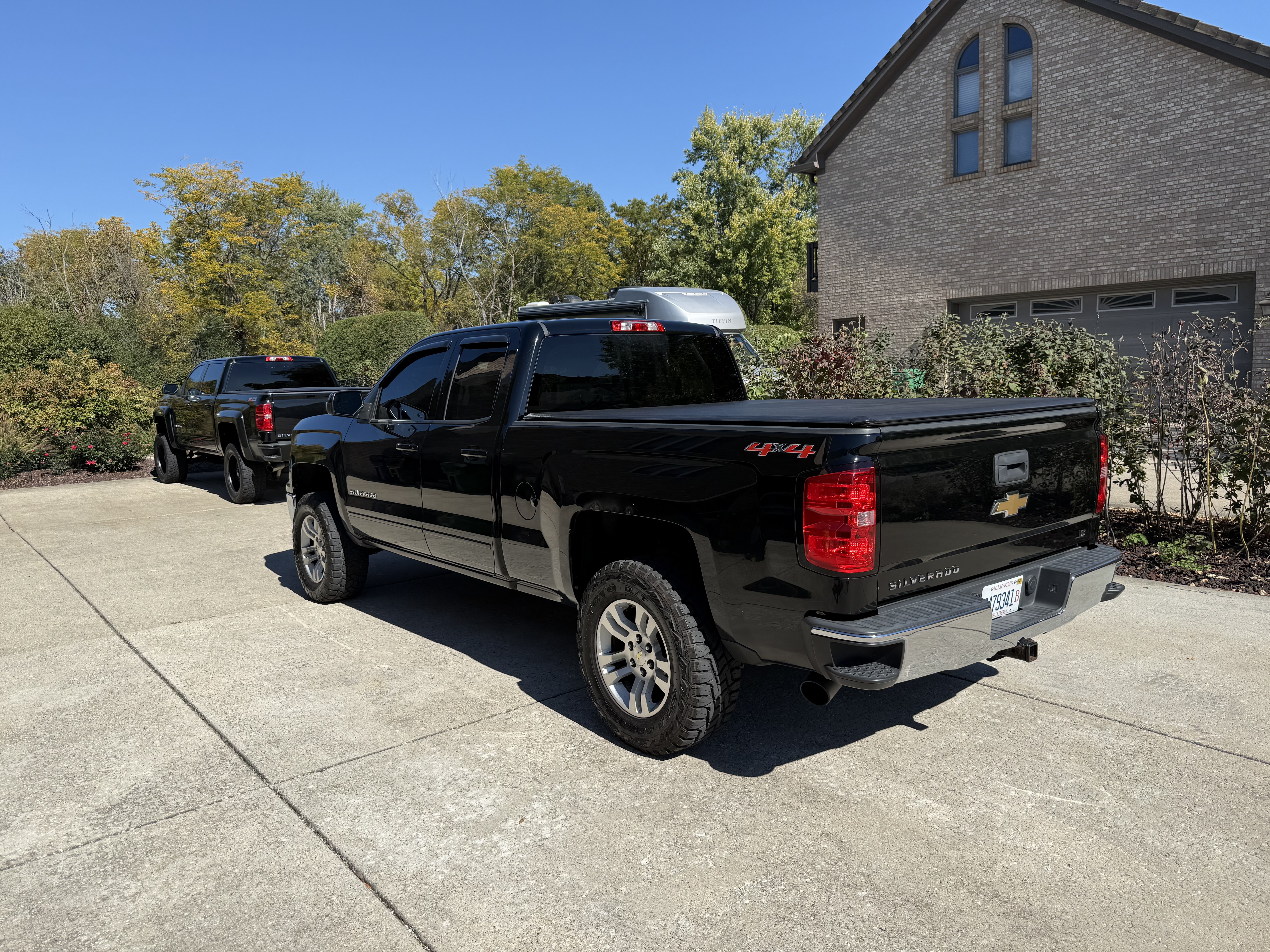 Used 2015 Chevrolet Silverado 1500 LT w/ All Star Edition AWD/4WD image 6
