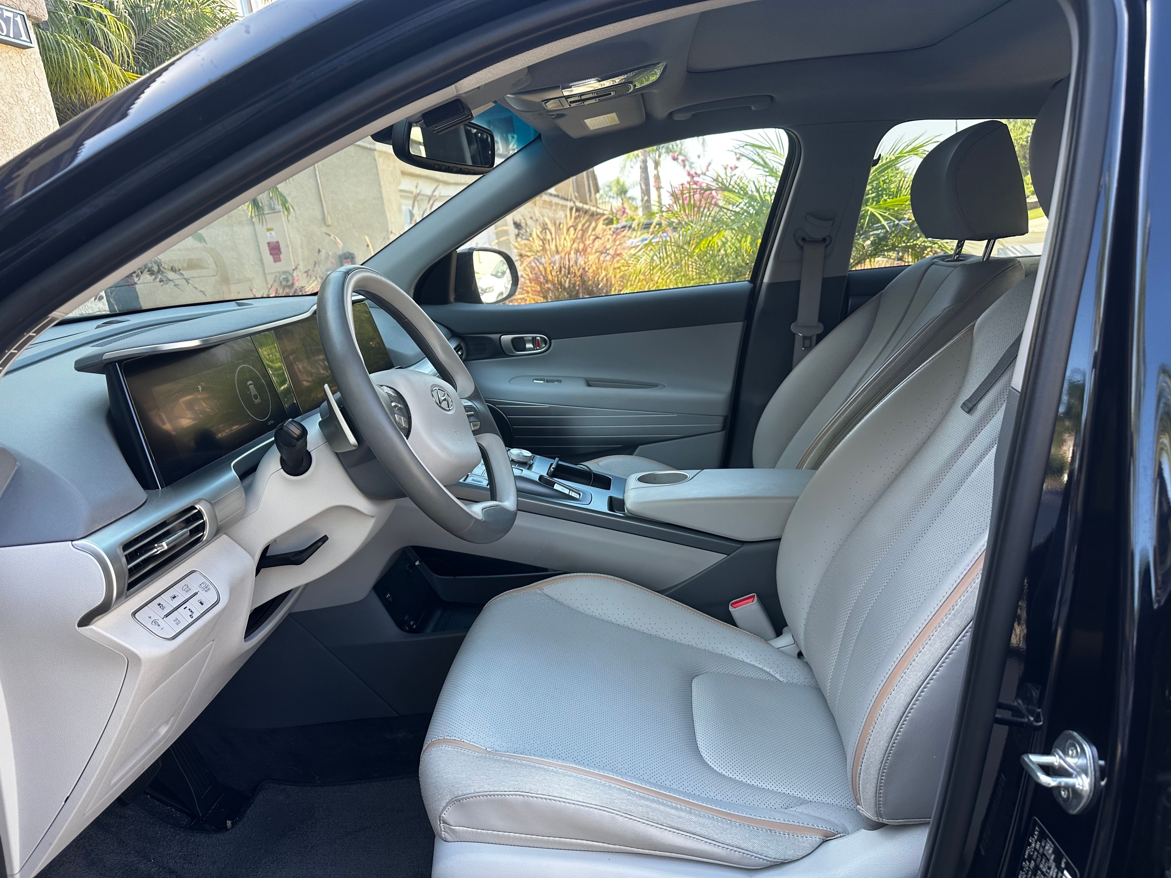 Used 2022 Hyundai Nexo Limited FWD image 5