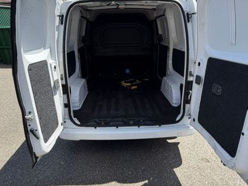 Used 2020 Nissan NV200 SV FWD image 5