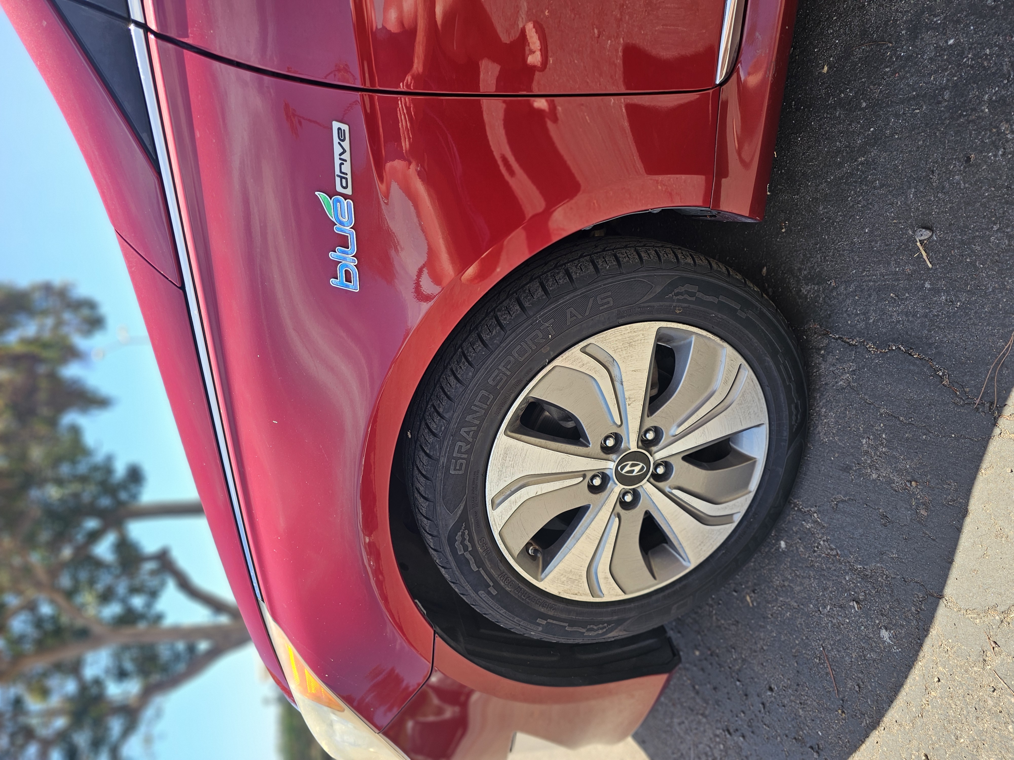 Used 2013 Hyundai Sonata Limited w/ Panoramic Sunroof Pkg FWD image 6