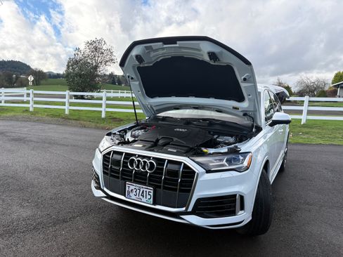Used 2022 Audi Q7 3.0T Premium Plus image 9