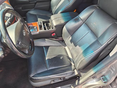 Used 2007 INFINITI M45 Sport w/ Technology Pkg image 6