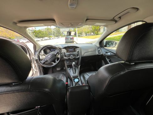 Used 2018 Ford Focus S image 11