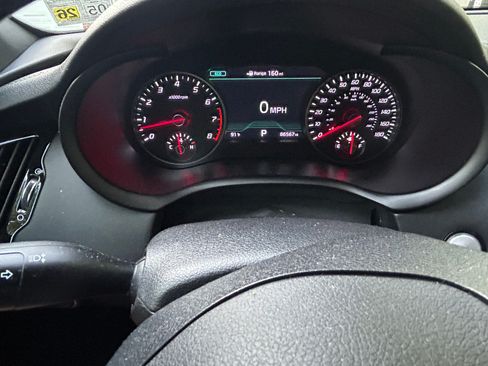 Used 2020 Kia Stinger GT1 image 16