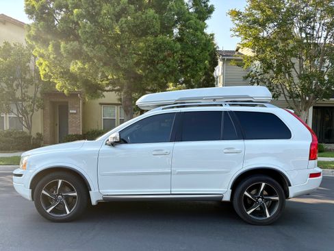 Used 2013 Volvo XC90 3.2 R-Design image 2