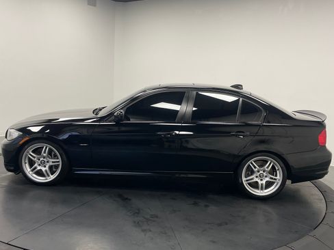 Used 2011 BMW 335i Sedan RWD image 9