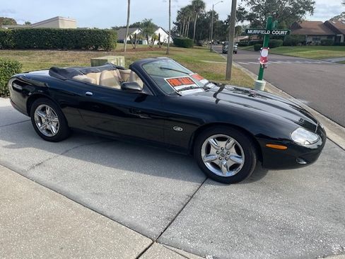 Used 1998 Jaguar XK8 Convertible image 1
