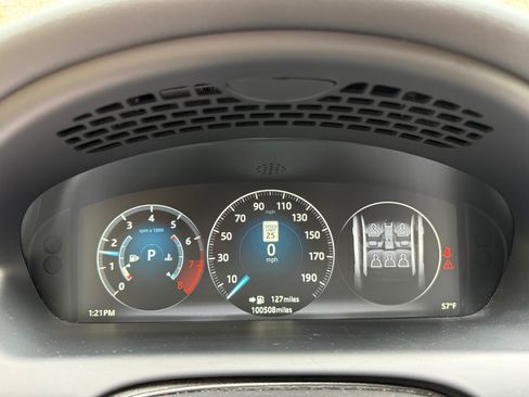 Used 2016 Jaguar XJ R-Sport image 2