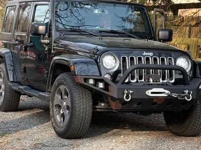 Used 2017 Jeep Wrangler Unlimited Sahara w/ Connectivity Group