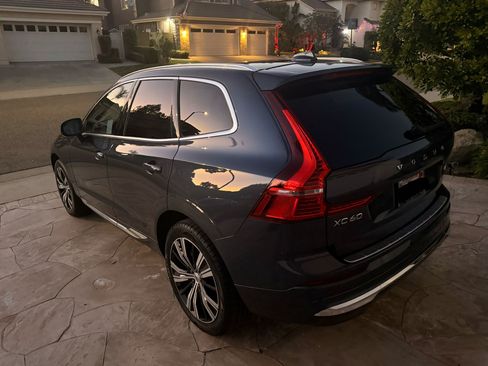 Used 2023 Volvo XC60 B5 Plus w/ Climate Package image 5