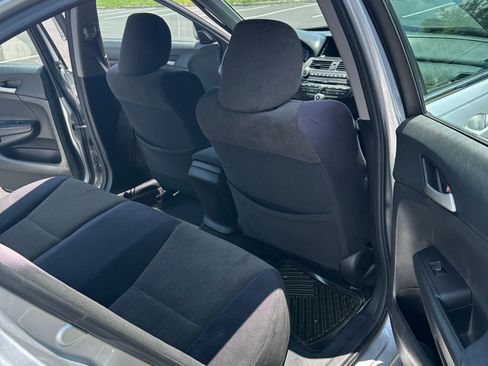 Used 2009 Honda Accord LX-P image 12