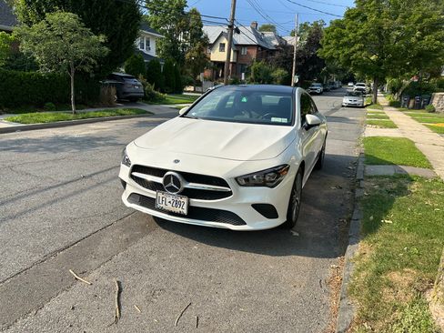 Used 2020 Mercedes-Benz CLA 250 4MATIC image 4