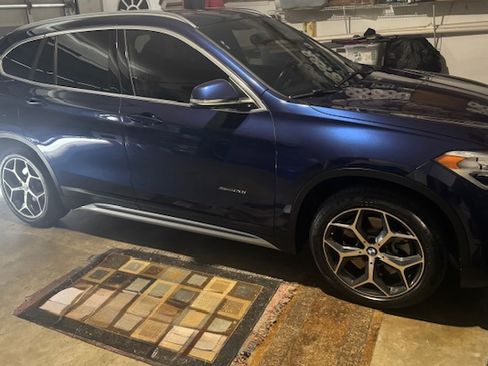Used 2018 BMW X1 xDrive28i image 1