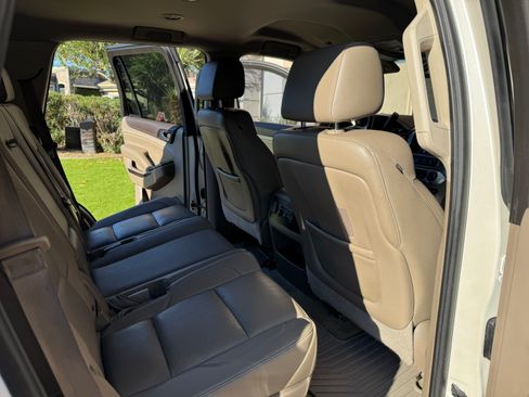 Used 2015 GMC Yukon SLT image 11