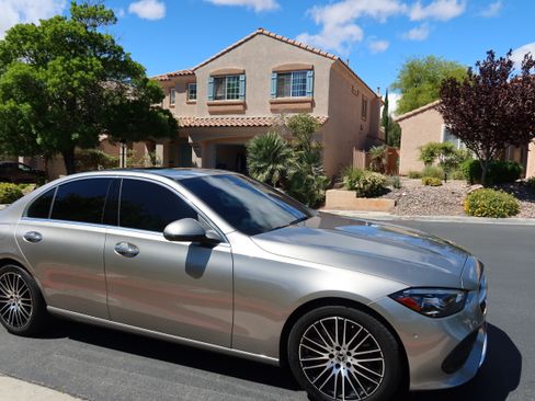 Used 2024 Mercedes-Benz C 300 Sedan image 10