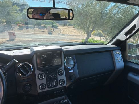 Used 2016 Ford F250 Lariat w/ Lariat Ultimate Package image 13