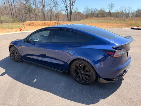 Used 2021 Tesla Model 3 Standard Range Plus image 15