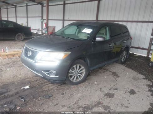 Used 2015 Nissan Pathfinder S FWD image 2
