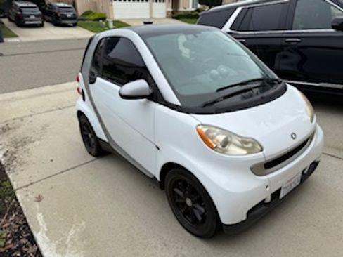 Used 2009 smart fortwo pure image 1